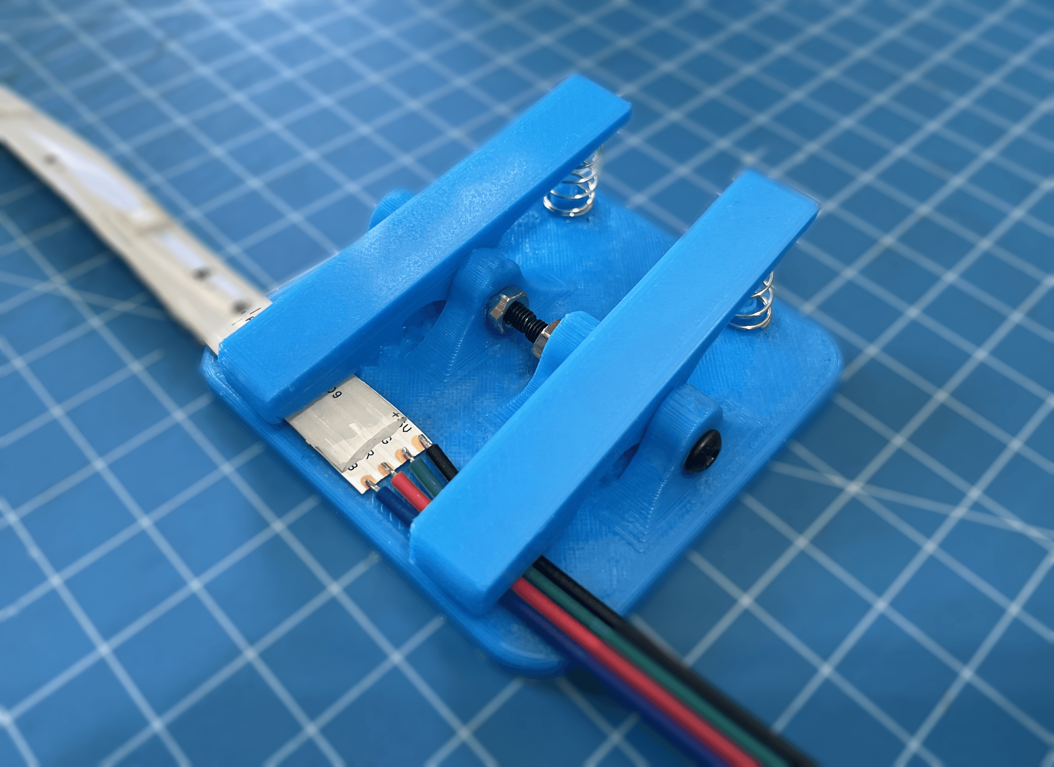 LED Strip Soldering Helper 3D model preview