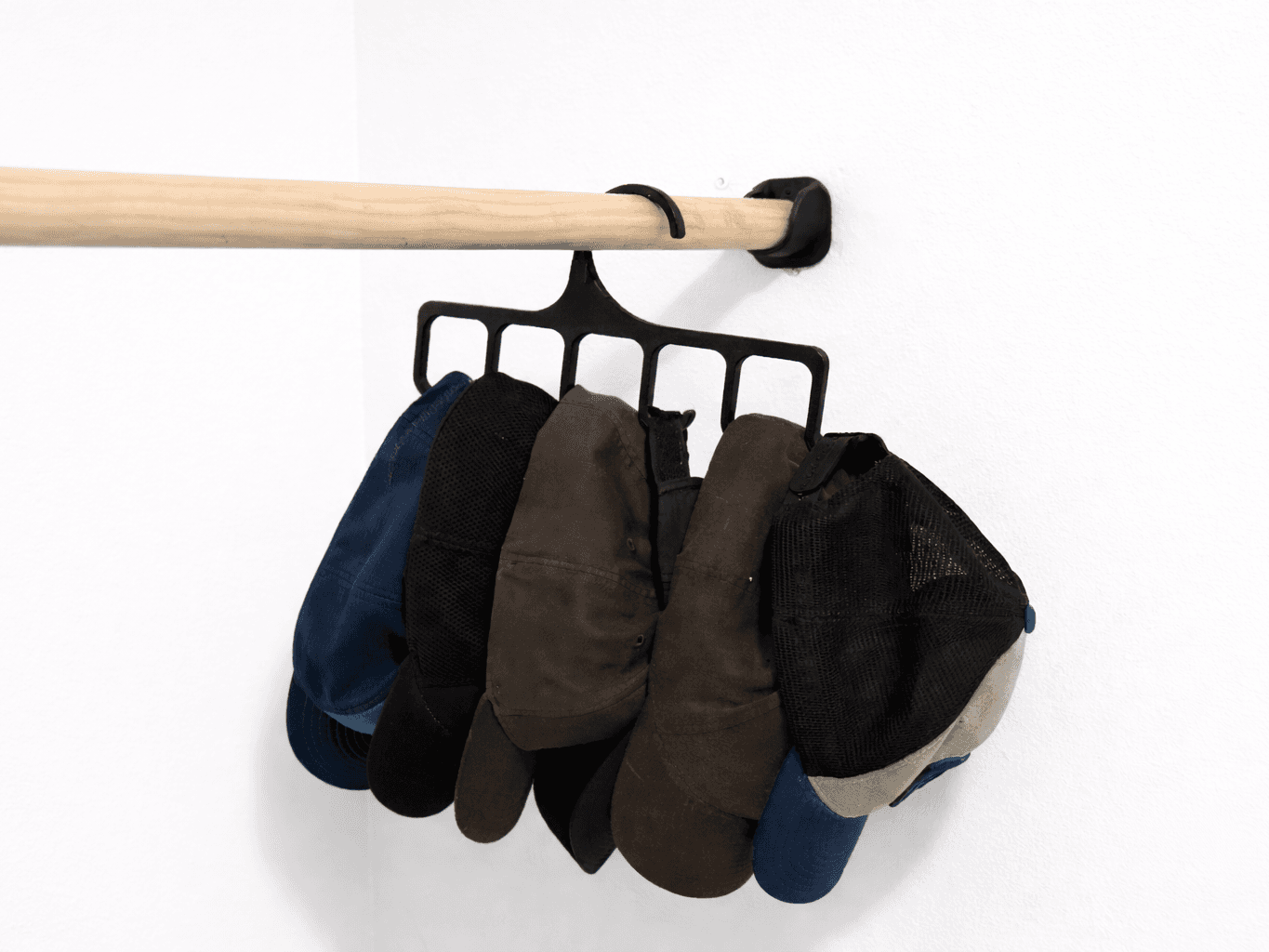 Closet Rod Hat Organizer | Hat Hanger 3D model preview